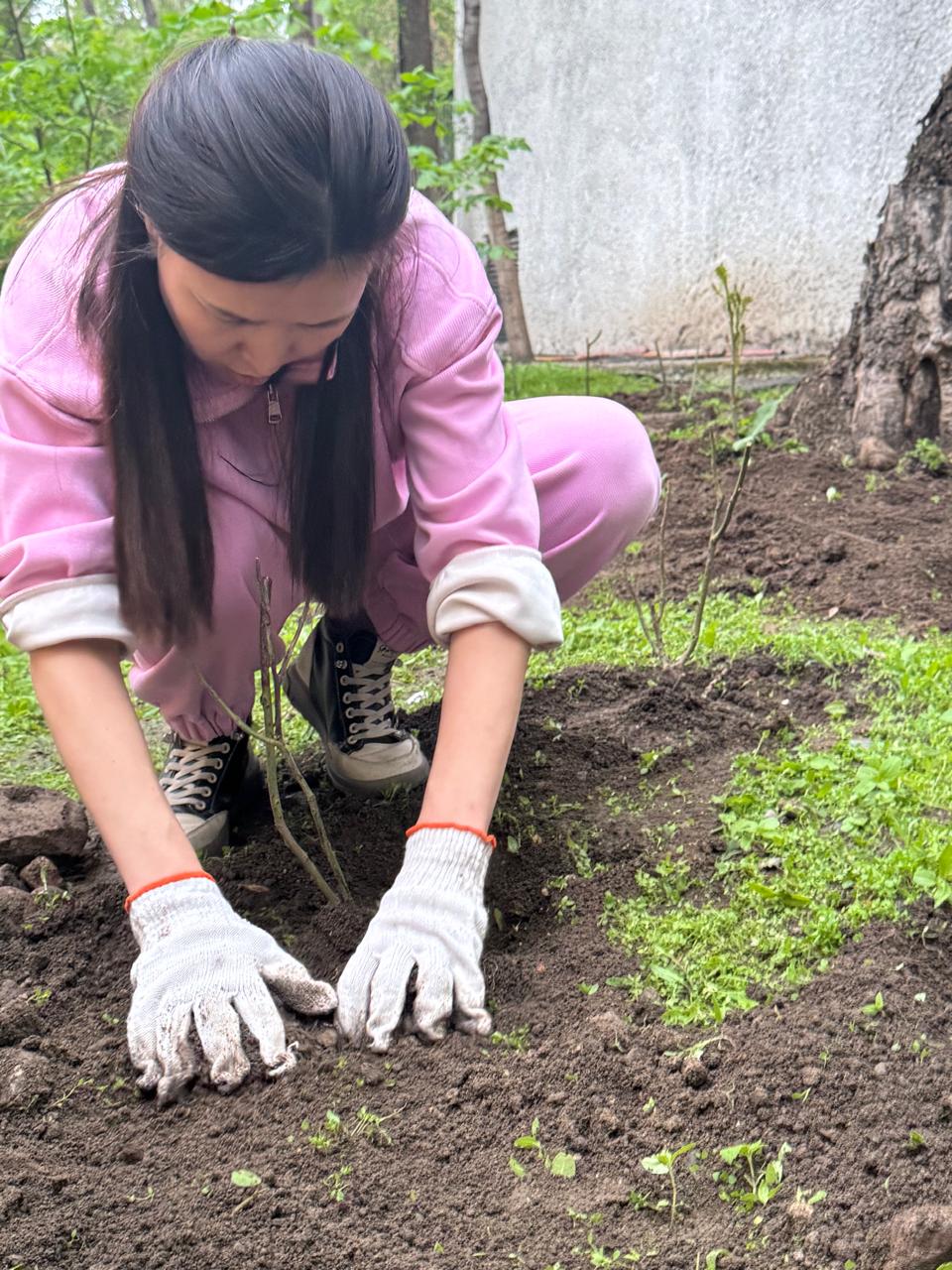 "Гүлденген балабақша ауласы" аясында "Әкем ,Анам, Мен және Табиғат" іс шарасы Ортаңғы  "Ұлан" тобы