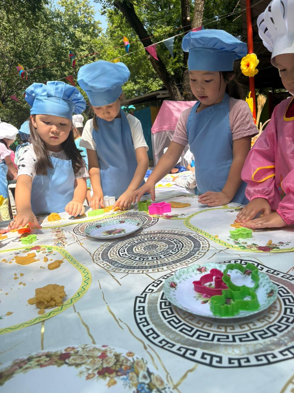 "Ас атасы нан" ұйымдастырылған і-әрекеті