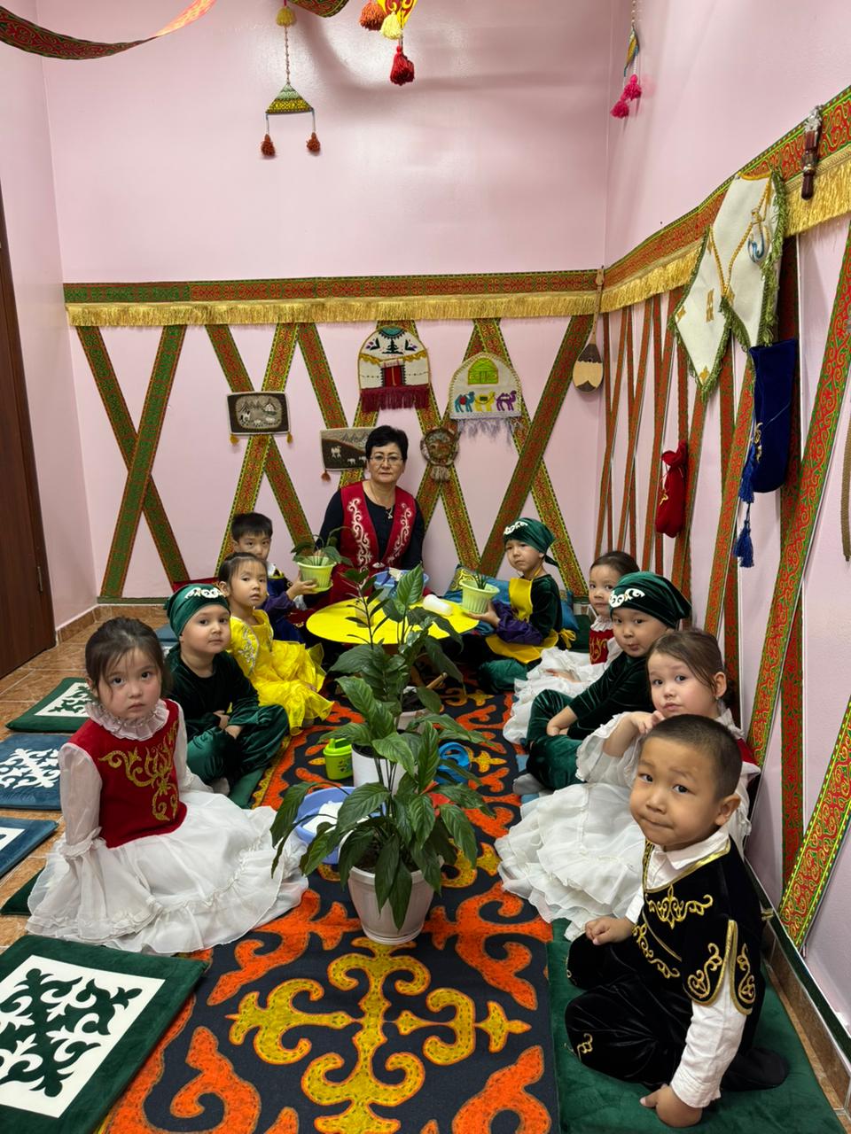 Наурызнама 10 күндігіне орай "19 наурыз-Жаңару күні"